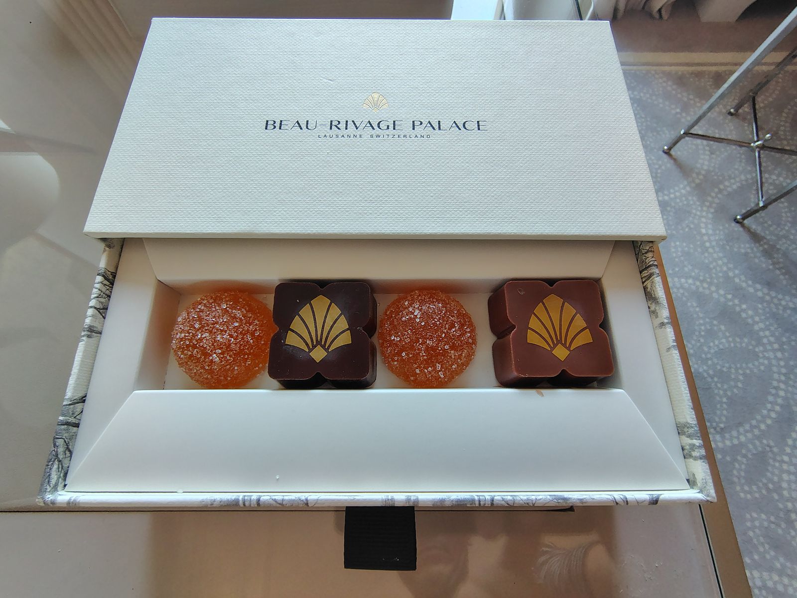 The welcome box, Beau-Rivage Palace