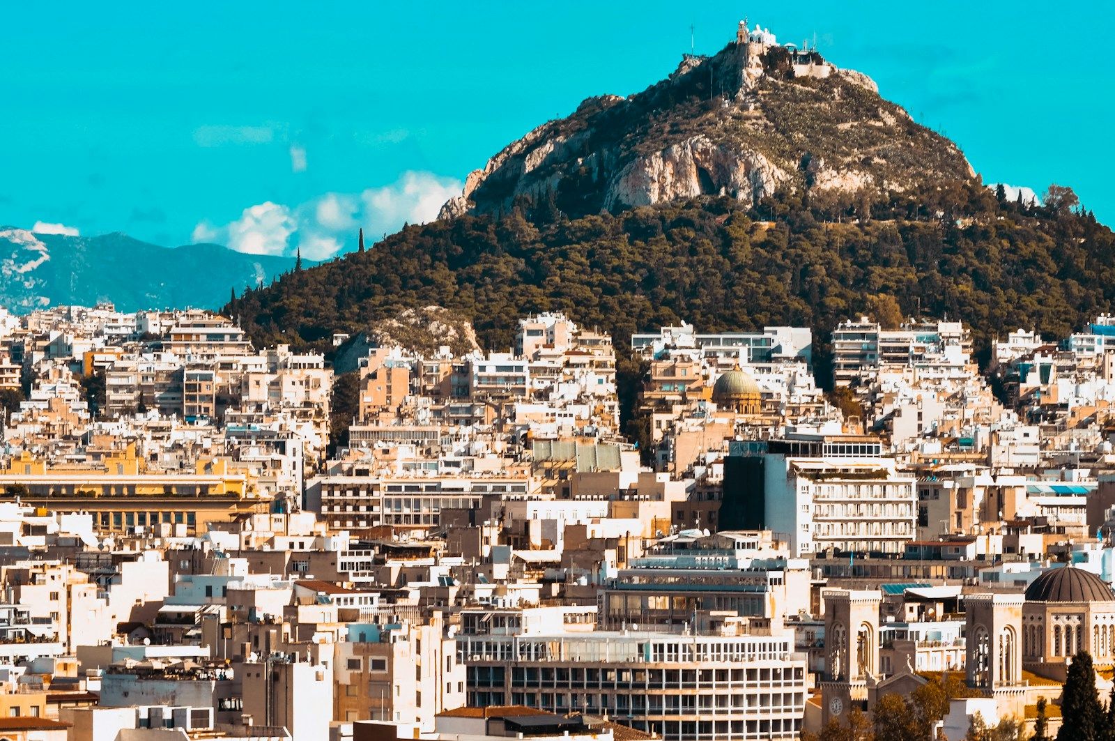Mount Lycabettus rising over the city. Photo: Lazarescu Alexandra on Unsplash